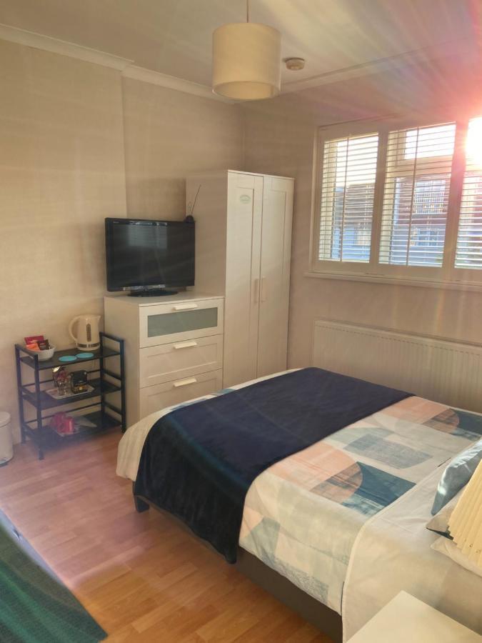לונדון Streatham Common Bed & Breakfast מראה חיצוני תמונה
