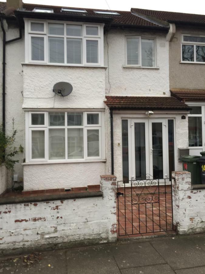 לונדון Streatham Common Bed & Breakfast מראה חיצוני תמונה